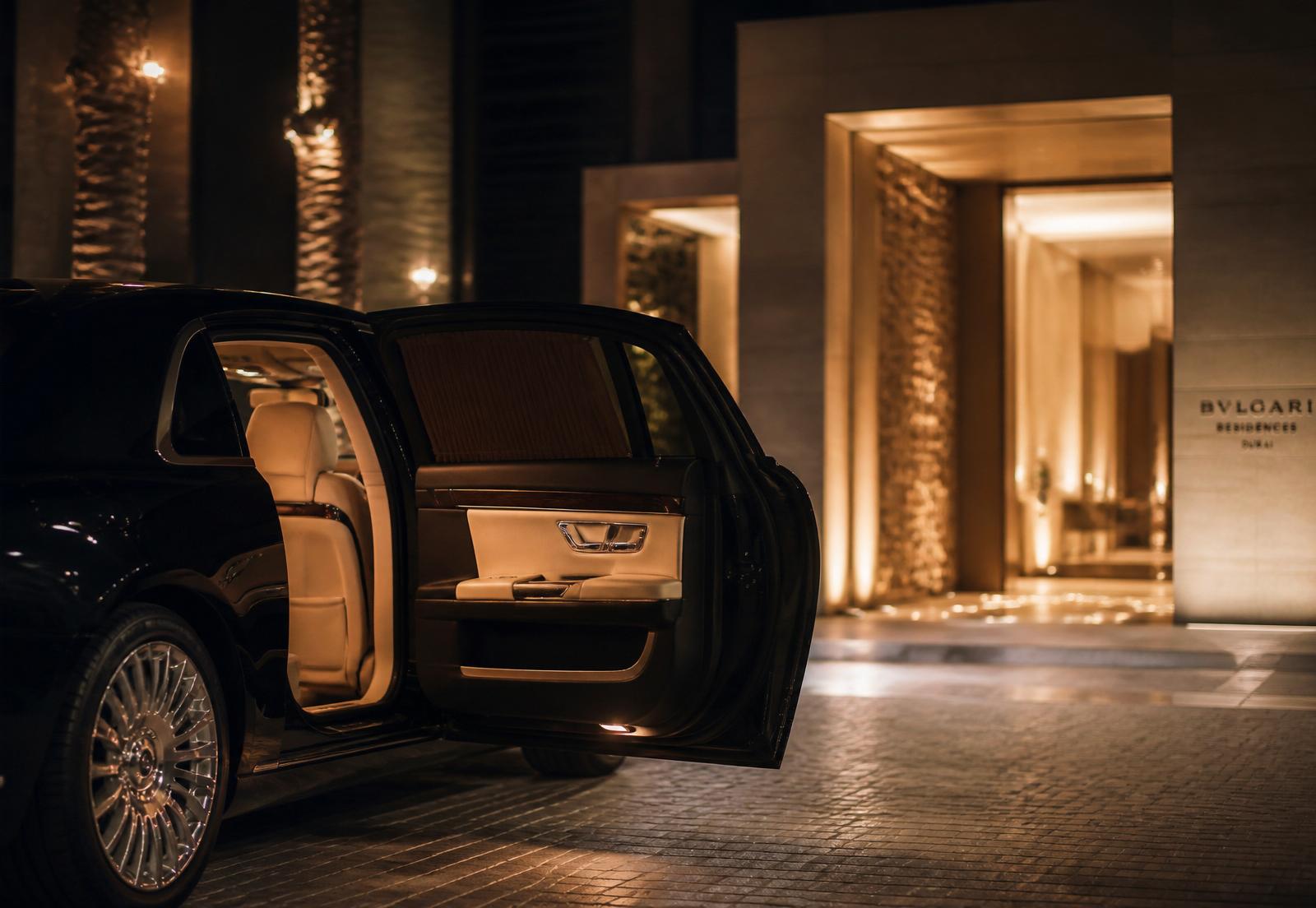 Discreet luxury chauffeured arrival for a private romantic evening for two in Dubai